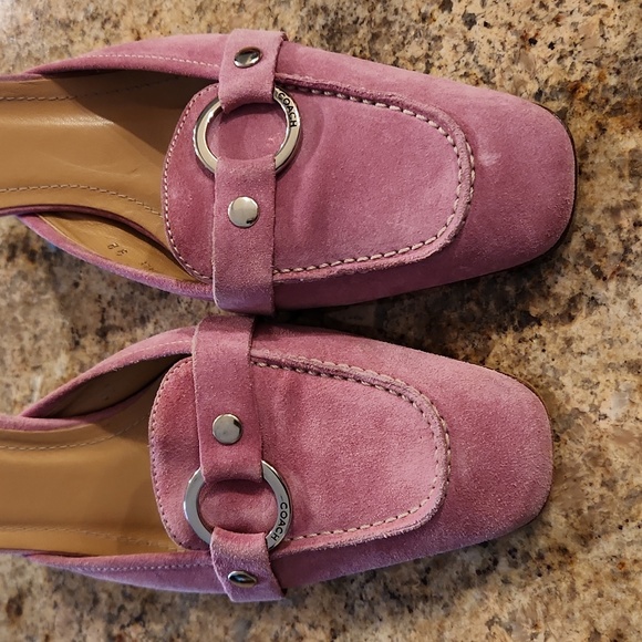 Coach Pink Suede Mule Sandals. Buckle - Picture 3 of 16